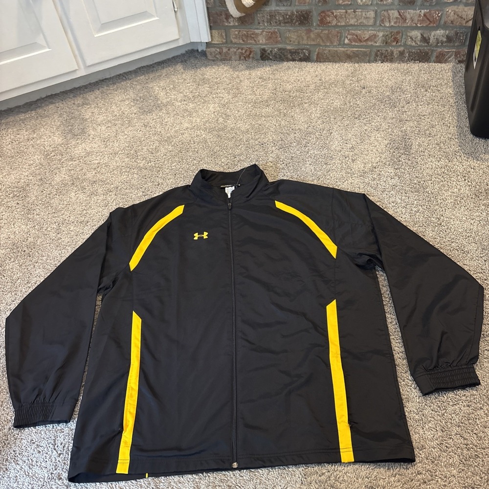 Under Armour Athletic Jacket Mens Size 3XL Polyester Full Zip Up W Pockets Black